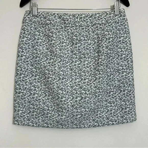 Loft Floral Mini Skirt A-Line Pockets Casual Everyday Cute Skater Size 6P - Picture 2 of 9